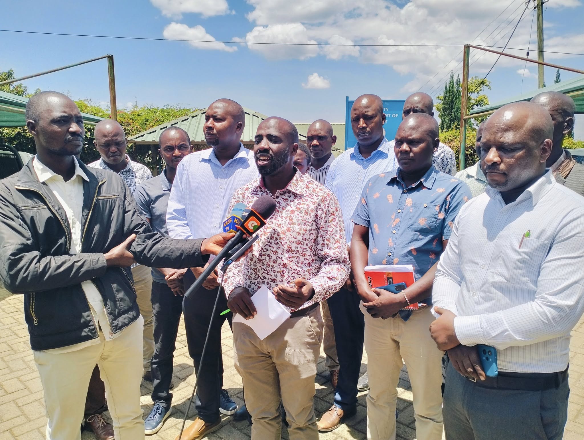 Chief Officer incharge of health addressing the press following the arrest of a trdaer who was selling Flamingo meat in Bomet town.
