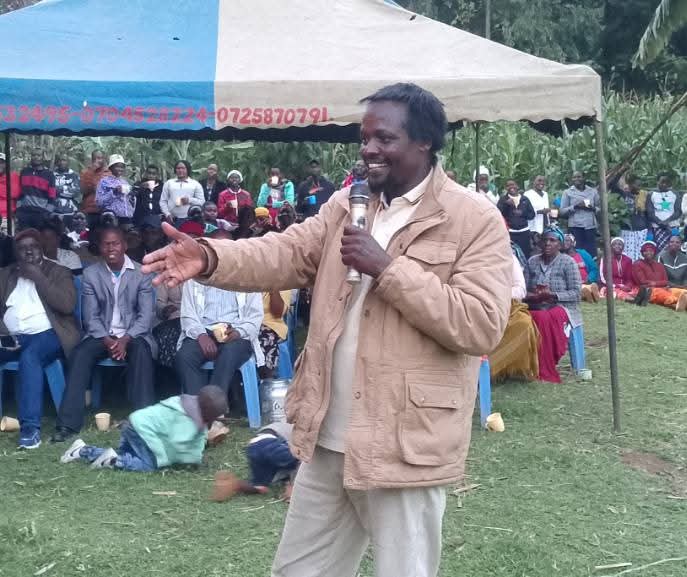 John Kamilan speaking to Narok residents during past event. PHOTO/File