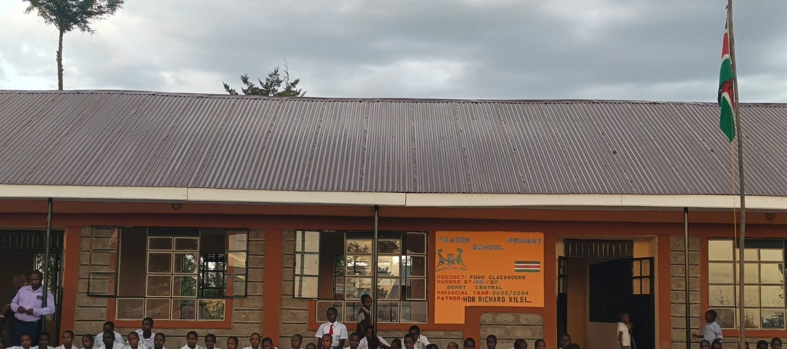 Bomet Central Member of Parliament Richard Kilel while commissioning new classroom at Tabok Primary School in Mutarakwa Ward. The classrooms are set to improve education at the school which has been facing a challenges PHOTO/Radio the Sheriff
