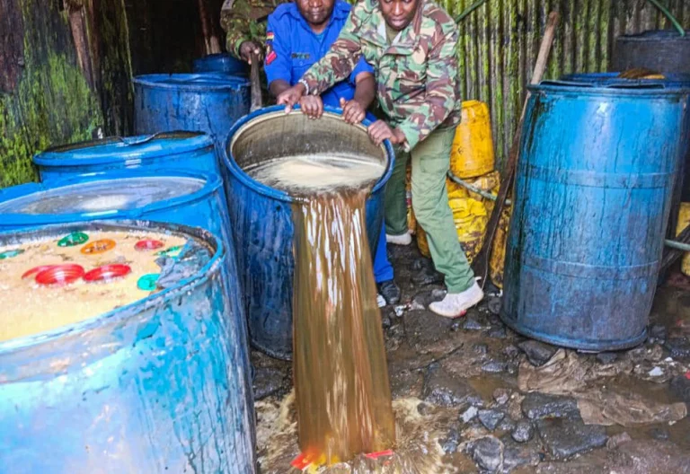 Police destroy 2,600 litres of kangara and 120 litres of chang’aa during a crackdown in Kahawa West, Nairobi. PHOTO/@NPSOfficial_KE
