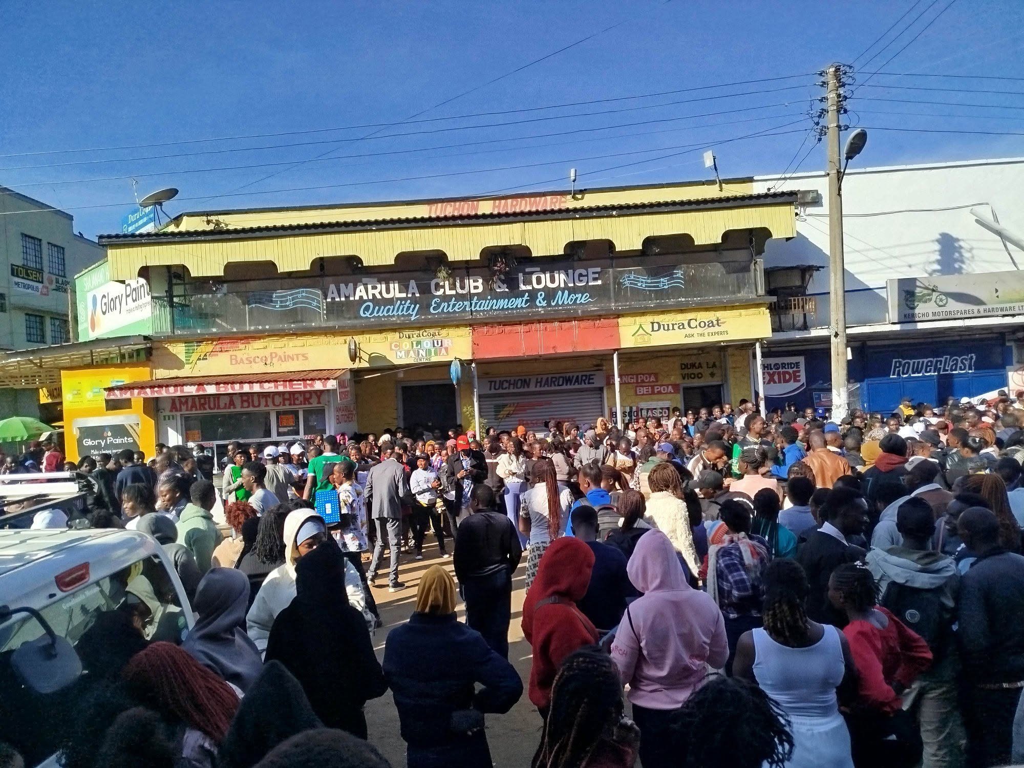 A section of residents who turned out in Kericho for job opportunities at Wajosee. PHOTO/HANDOUT